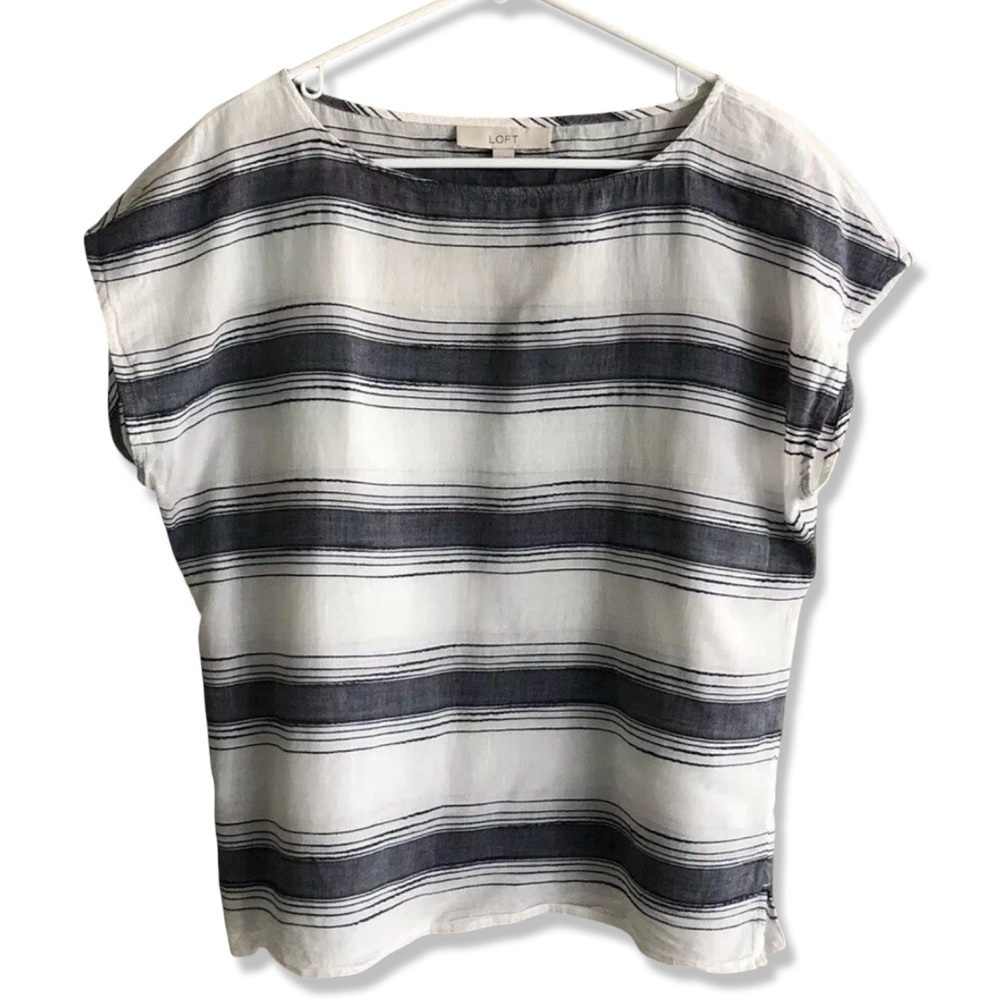 ⭐️LOFT White and Denim Blue Textured Striped Lightweight Cotton Blouse